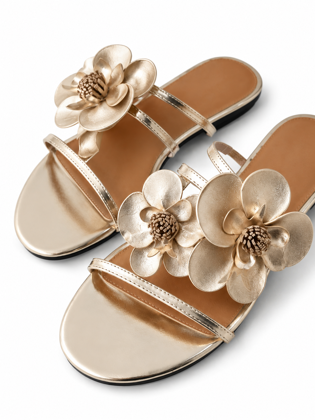 Retro Slide Sandals With Oversized Flower Detail