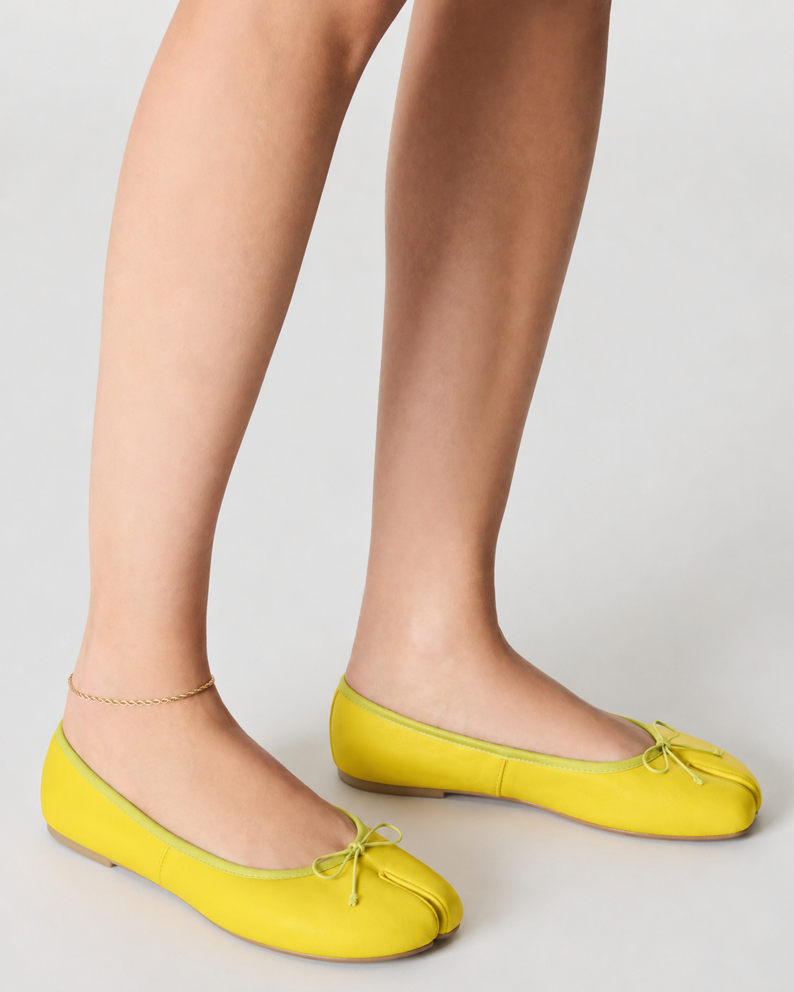 Split-Toe Bow Ballet Flats for Women – Soft Slip-On Shoes