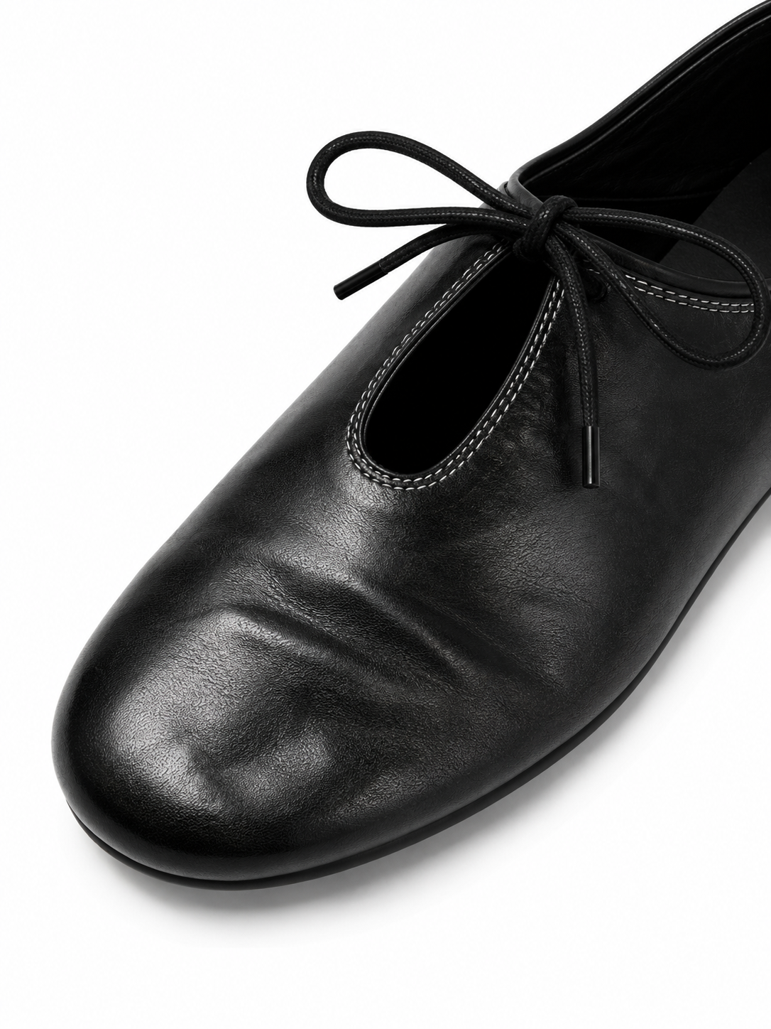 Minimalist Soft Leather Lace-Up Ballet Flats – Lightweight Everyday Comfort Shoes