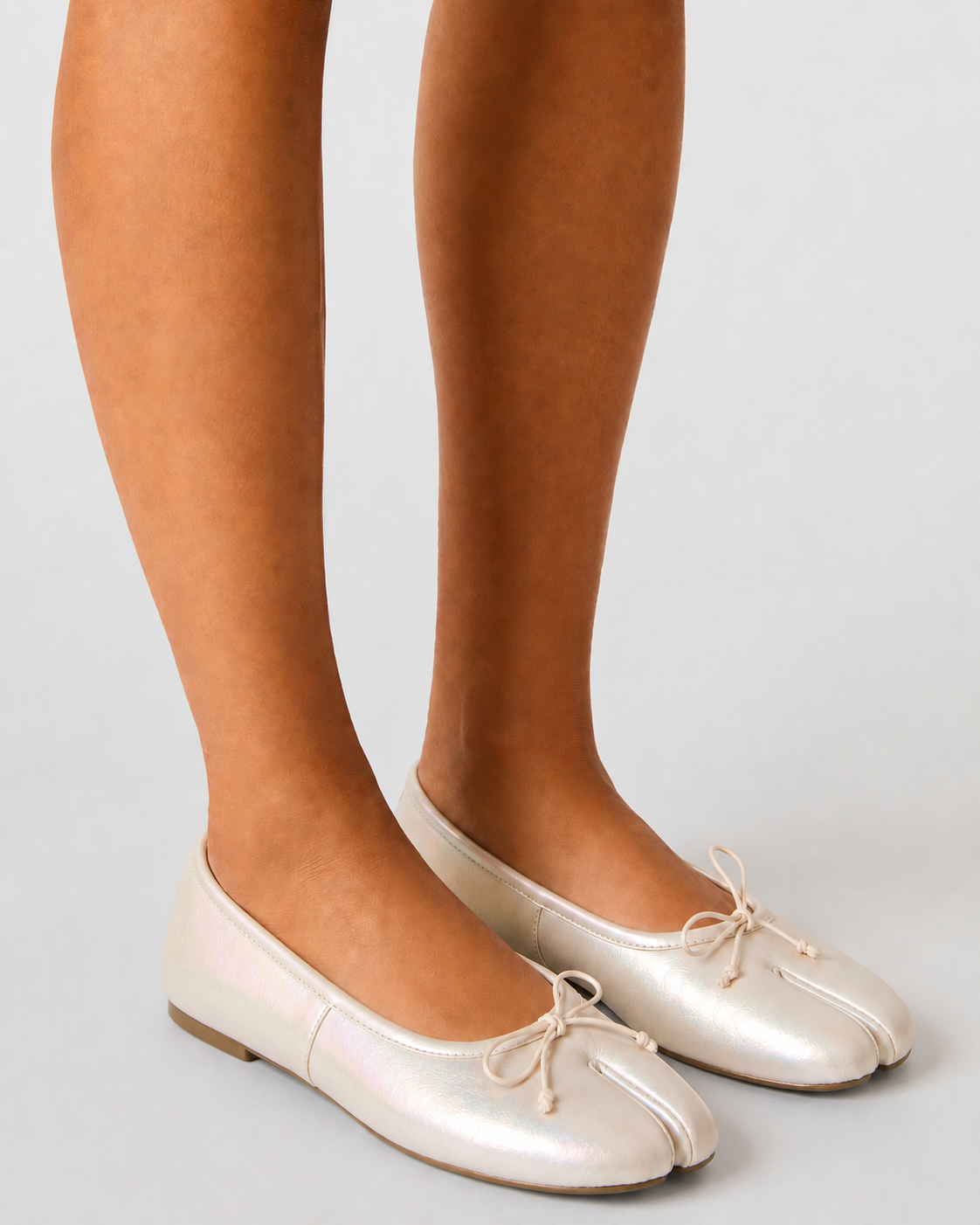 Split-Toe Bow Ballet Flats for Women – Soft Slip-On Shoes