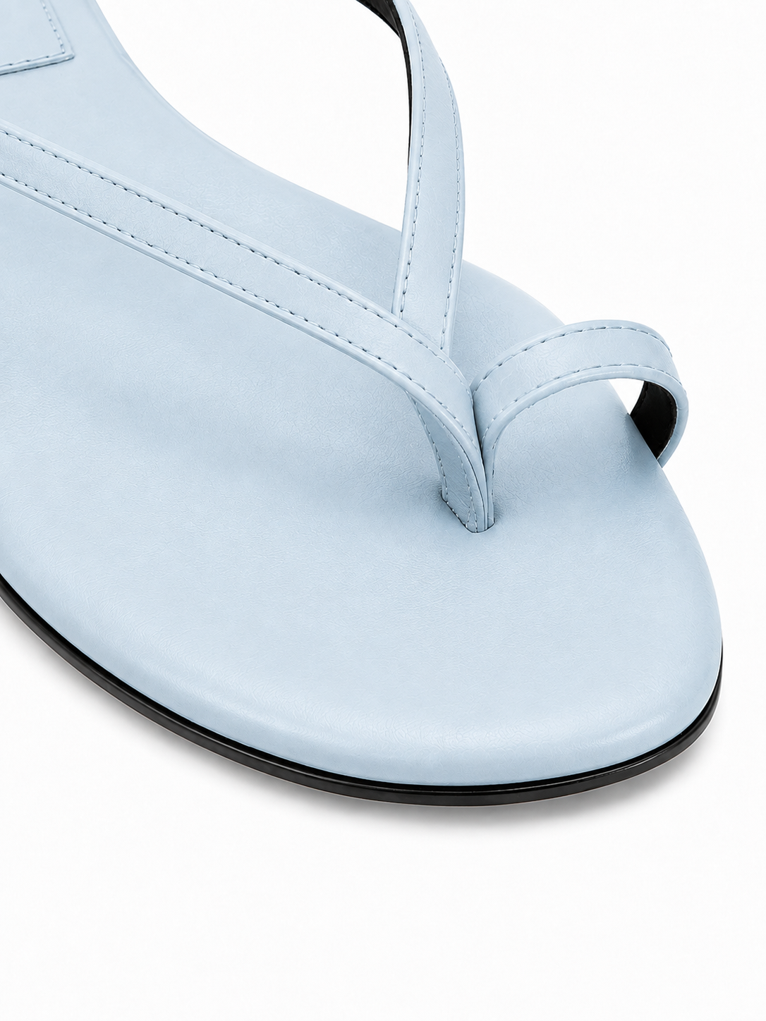 Women’s Toe Ring Kitten Heel Flip Flops – Sculpted Low Heel Thong Sandals