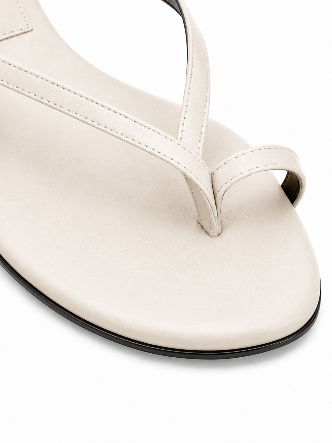 Women’s Toe Ring Kitten Heel Flip Flops – Sculpted Low Heel Thong Sandals